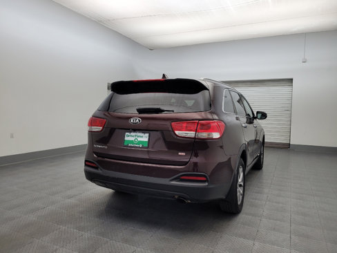 Used 2018 Kia Sorento LX image 7