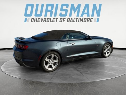 Used 2019 Chevrolet Camaro LT image 6