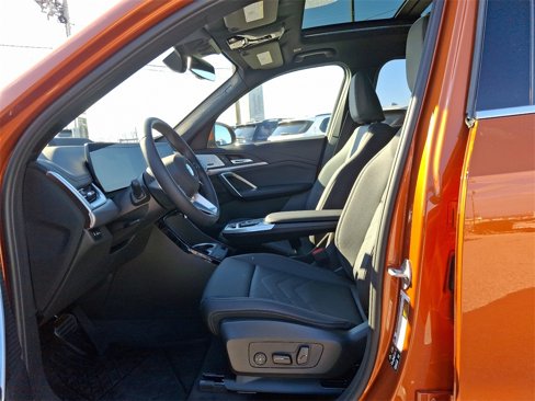New 2025 BMW X1 xDrive28i w/ Premium Package image 12