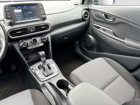Used 2021 Hyundai Kona SEL Plus image 24