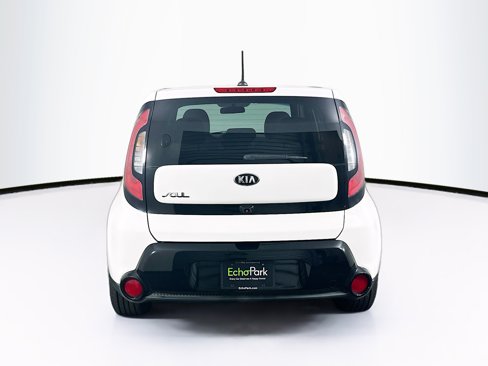 Used 2016 Kia Soul + image 7