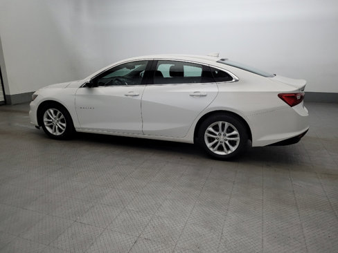 Used 2017 Chevrolet Malibu LT image 3