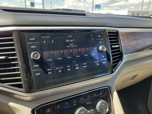 Used 2019 Volkswagen Atlas SEL Premium image 17