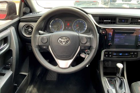 Used 2019 Toyota Corolla LE image 5