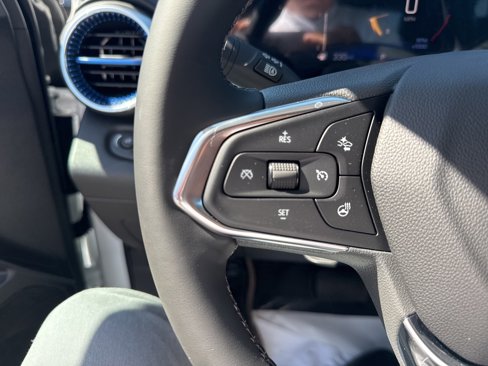 New 2025 Chevrolet Trax LT w/ LT Convenience Package image 12