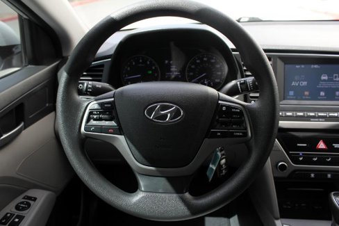 Used 2018 Hyundai Elantra SEL image 20