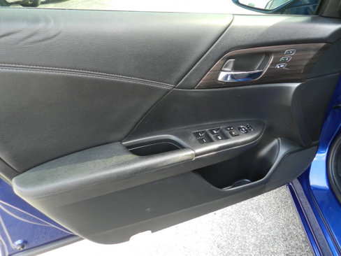Used 2017 Honda Accord EX-L image 15