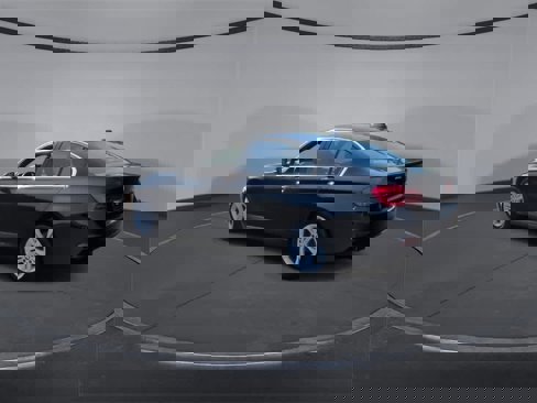 Used 2017 BMW 330i xDrive Sedan image 6