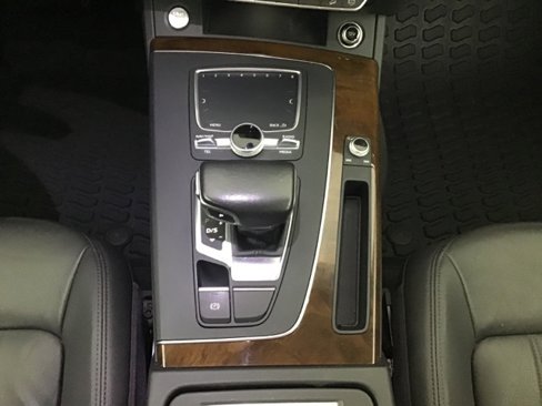 Used 2018 Audi Q5 2.0T Premium Plus image 12