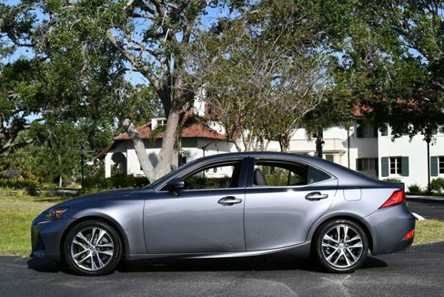 Used 2018 Lexus IS 300 image 25