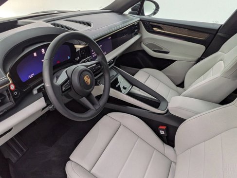 Used 2024 Porsche Macan 4 Electric image 4