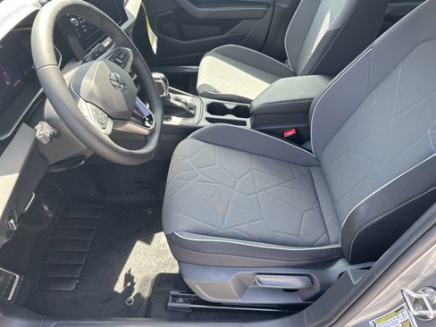New 2025 Volkswagen Jetta Sport image 9