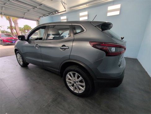 Used 2021 Nissan Rogue Sport S image 10