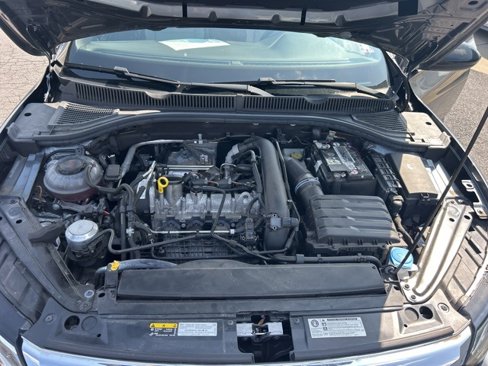 Used 2020 Volkswagen Jetta R-Line w/ R-Line Cold Weather Package image 32