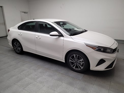 Used 2023 Kia Forte LXS image 11