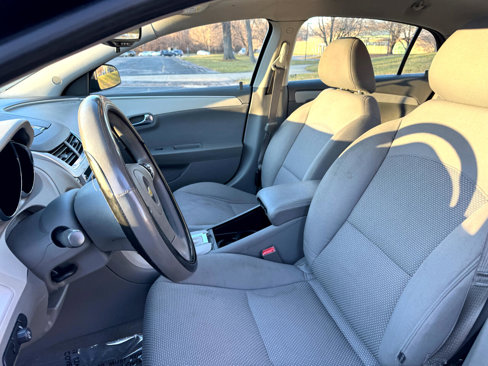 Used 2011 Chevrolet Malibu LT w/ Power Convenience Package image 26