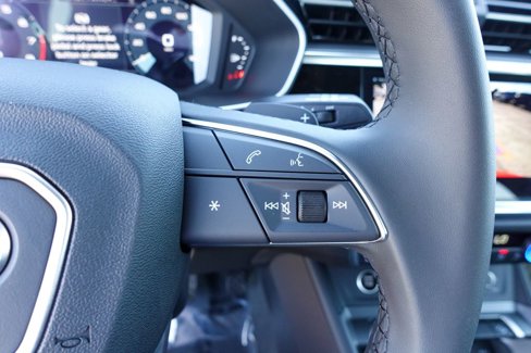 New 2025 Audi Q3 2.0T Premium image 18