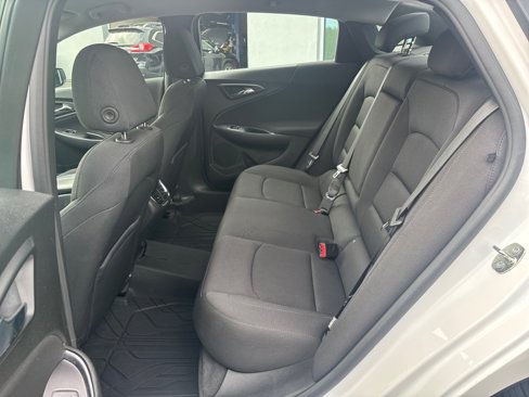 Used 2020 Chevrolet Malibu LT w/ Redline Edition image 33