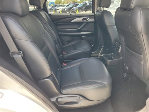 Certified 2022 MAZDA CX-9 Touring w/ Touring Premium Package image 16