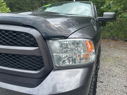 Used 2017 RAM 1500 Express image 3