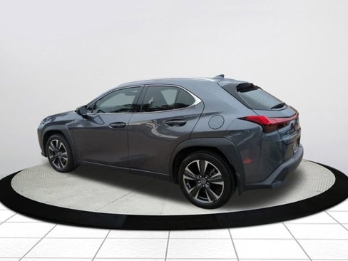 Used 2022 Lexus UX 200 image 6