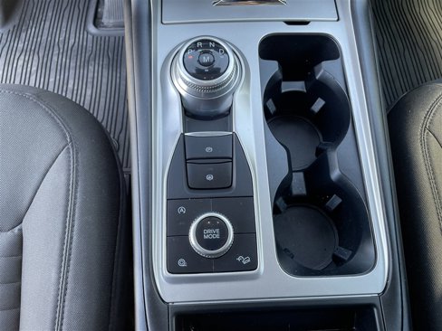 Used 2020 Ford Explorer XLT w/ Comfort Package image 21