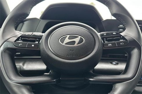 Used 2025 Hyundai Elantra Sport w/ Cargo Package image 22