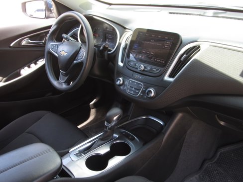 Used 2024 Chevrolet Malibu LT image 9