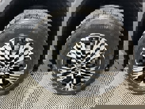 New 2025 Mercedes-Benz GLA 250 4MATIC image 10