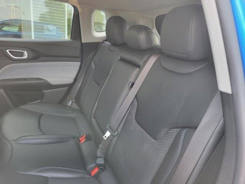 Used 2022 Jeep Compass Latitude w/ Convenience Group image 11