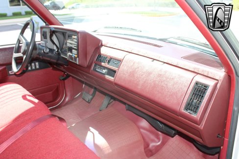 Used 1992 Chevrolet Silverado 1500 2WD Regular Cab image 24