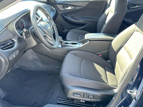 Used 2022 Chevrolet Malibu LT image 9
