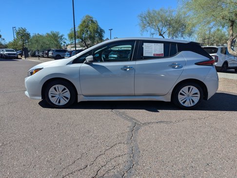 Used 2023 Nissan Leaf S image 5