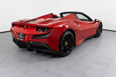 Used 2023 Ferrari F8 Tributo image 2