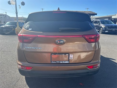 Used 2019 Kia Sportage LX image 3