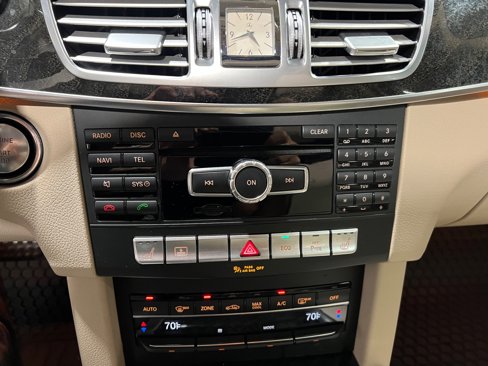 Used 2015 Mercedes-Benz E 350 Sedan image 26