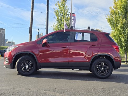 Certified 2022 Chevrolet Trax LT w/ LT Convenience Package image 16