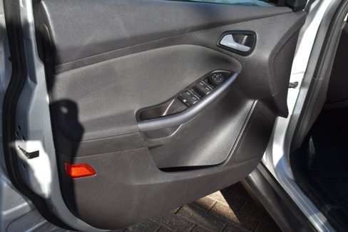 Used 2014 Ford Focus Titanium image 28