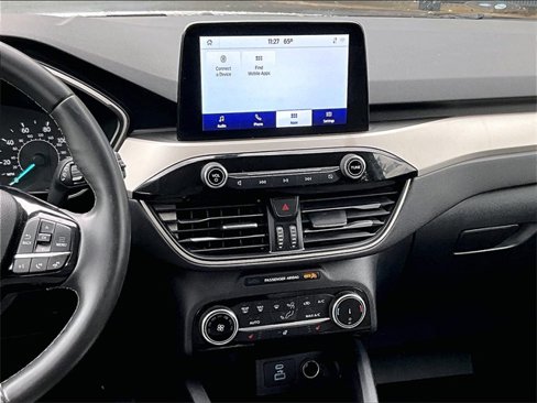 Used 2022 Ford Escape SE w/ Cold Weather Package image 6