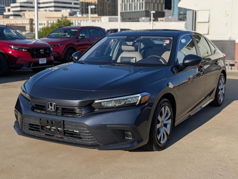 Used 2022 Honda Civic LX image 2