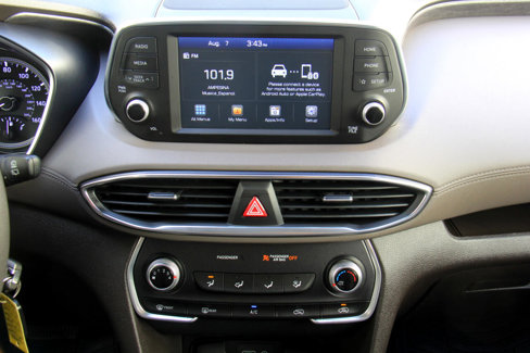 Used 2019 Hyundai Santa Fe SE image 15