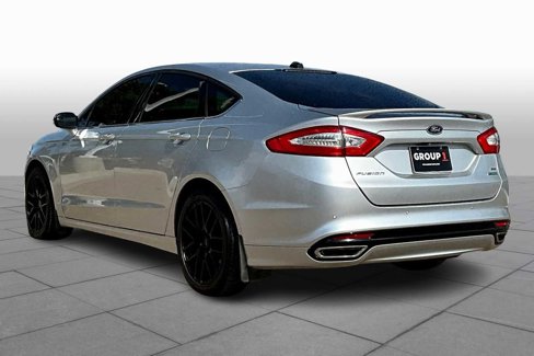 Used 2015 Ford Fusion SE image 11