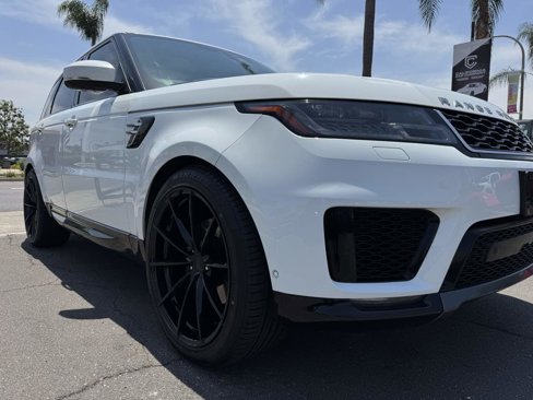 Used 2020 Land Rover Range Rover Sport HSE image 10