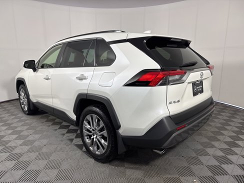 Used 2021 Toyota RAV4 Limited image 5