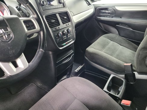 Used 2015 Dodge Grand Caravan SE w/ Quick Order Package 29E SE image 26