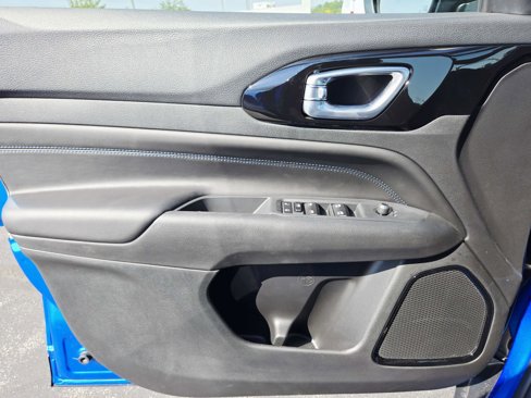 New 2026 Jeep Compass Latitude image 25