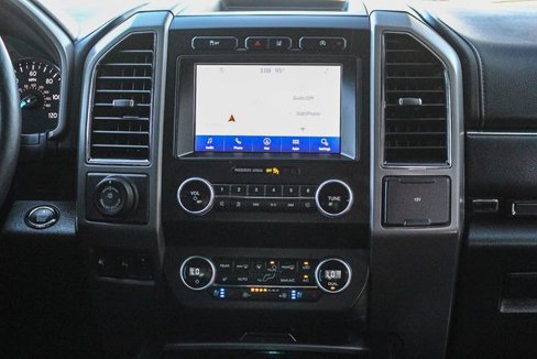 Used 2021 Ford Expedition Max XLT image 16