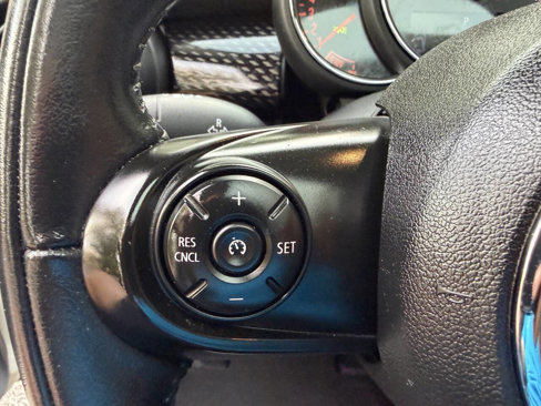 Used 2018 MINI Cooper S image 40
