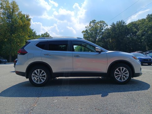 Used 2018 Nissan Rogue SV image 5