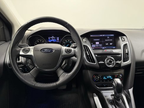 Used 2013 Ford Focus Titanium w/ Titanium Handling Pkg image 20